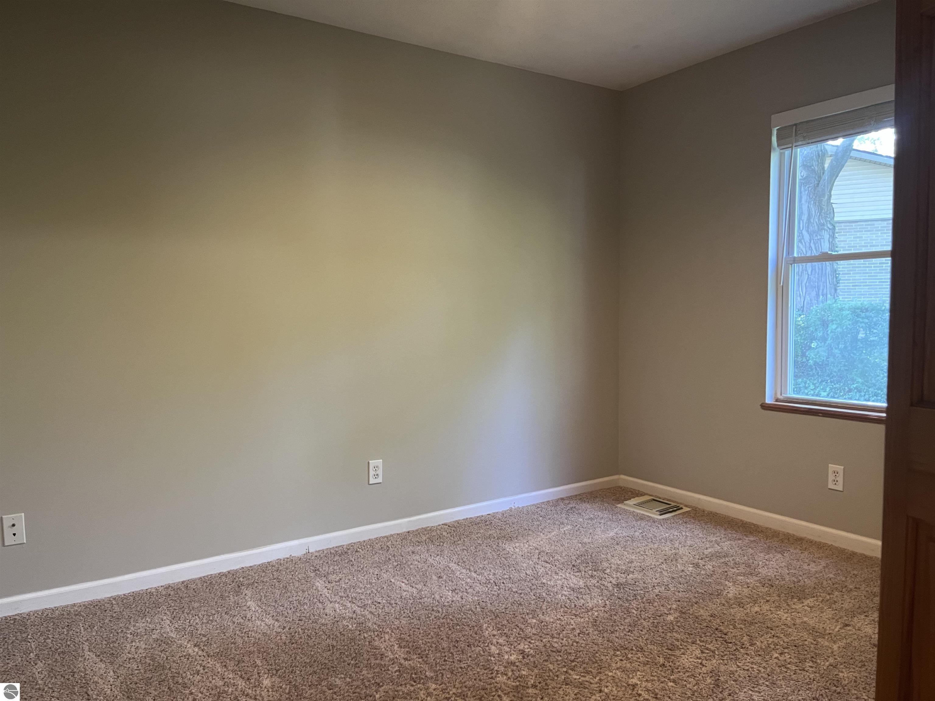 880 Pine Grove Avenue