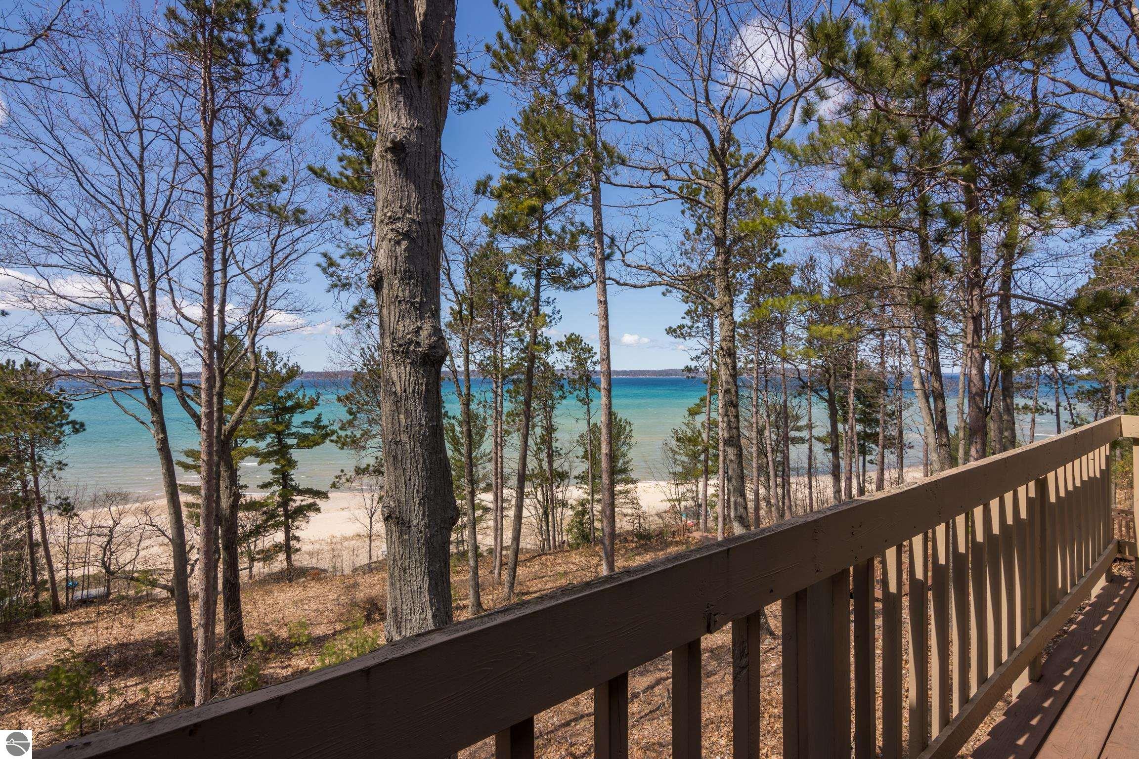 7753 Clearwater Drive