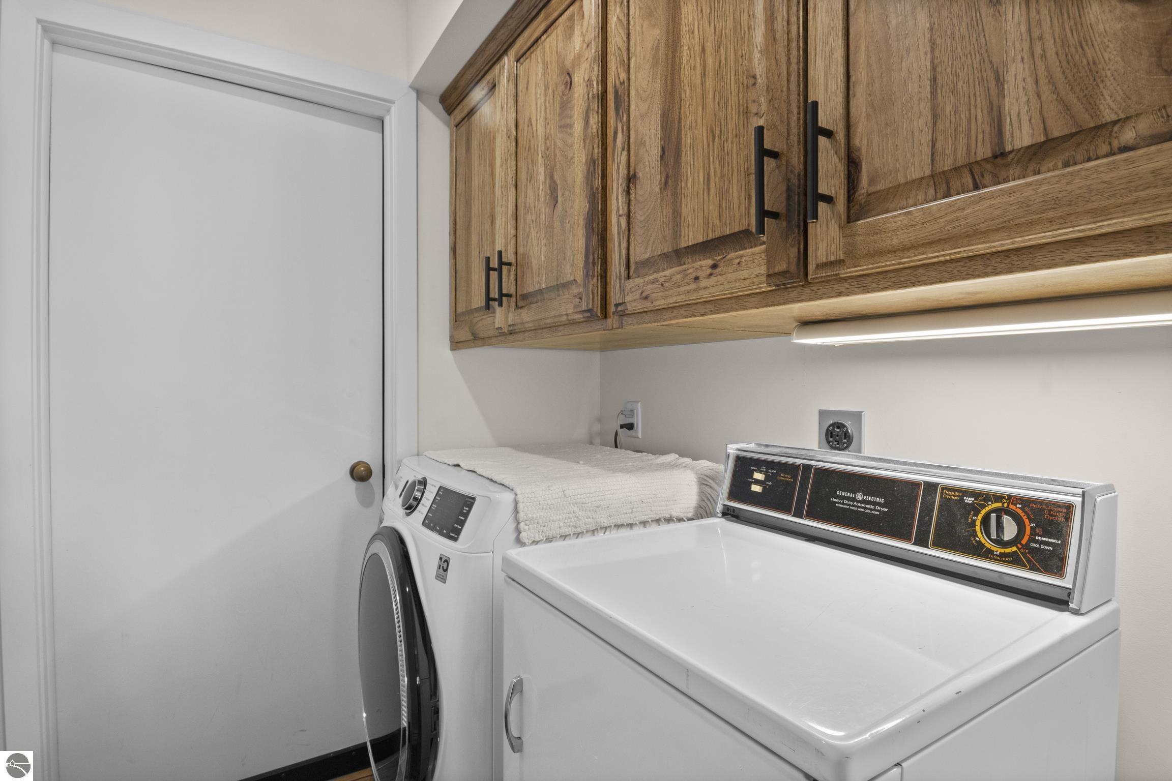 7753 Clearwater Drive