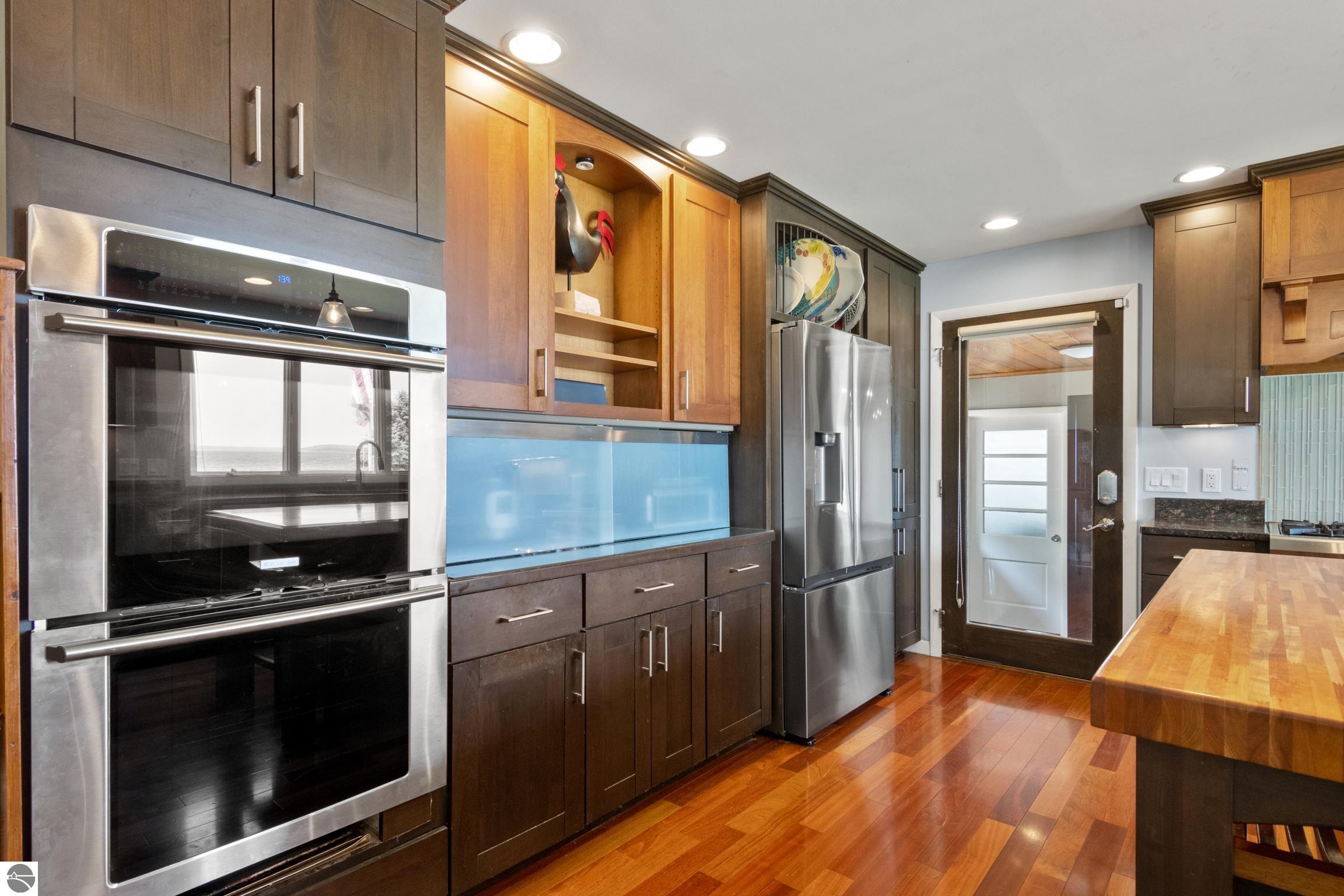 11182 S West Bay Shore Drive