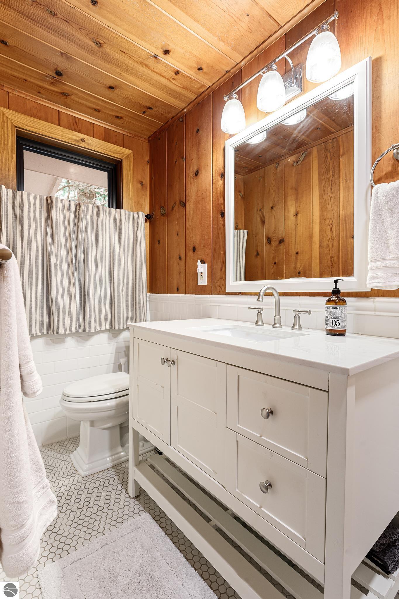 4902 W Whispering Pines Lane