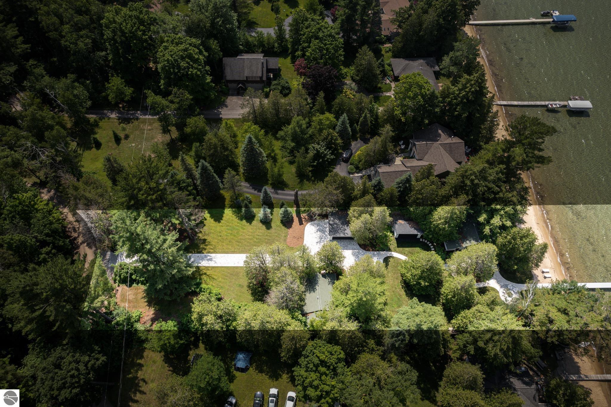 4902 W Whispering Pines Lane