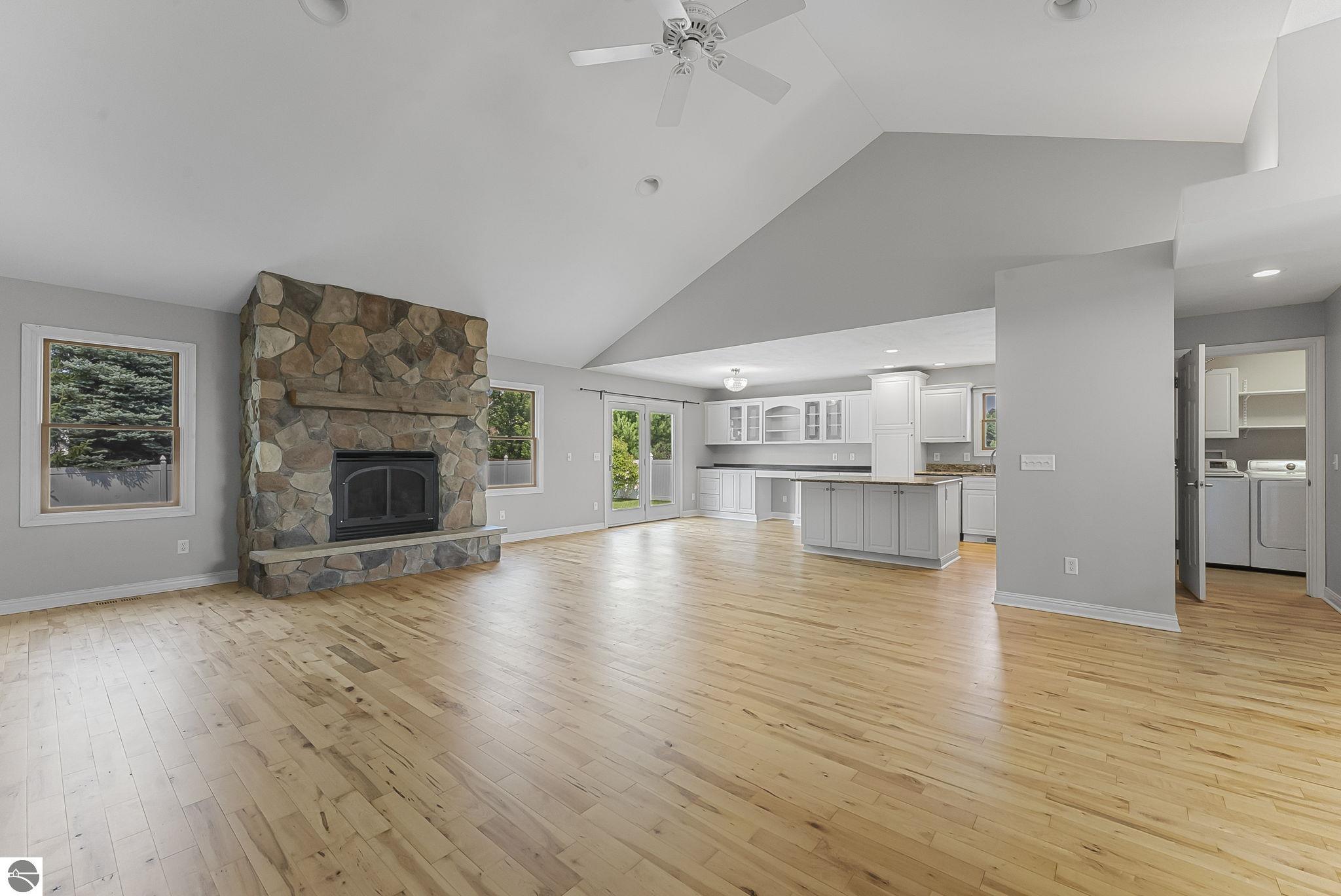 5104 S Liberty Drive