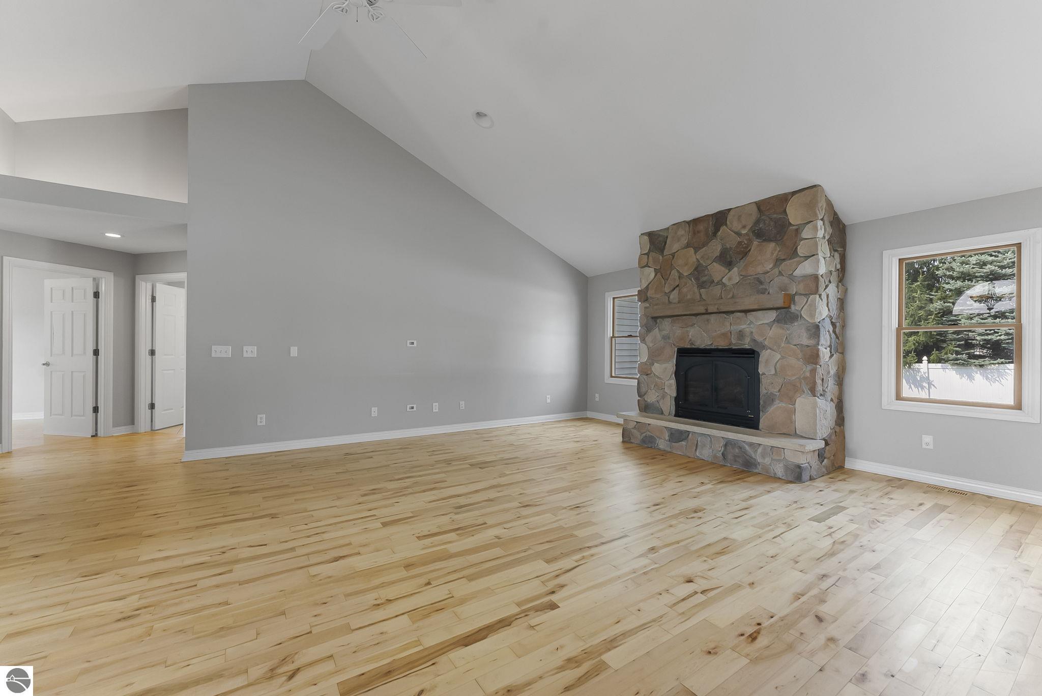 5104 S Liberty Drive