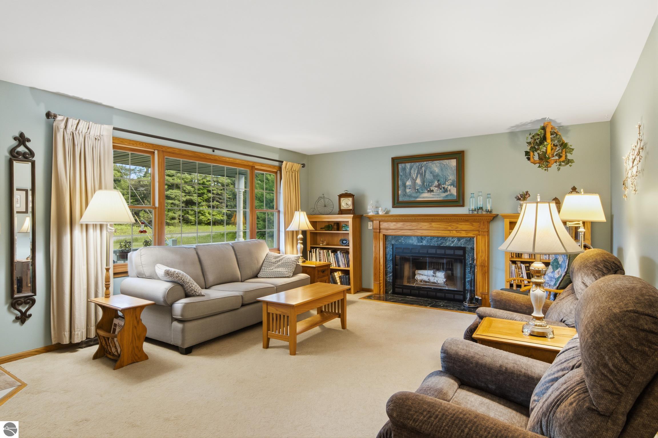 3158 E Duck Lake Road