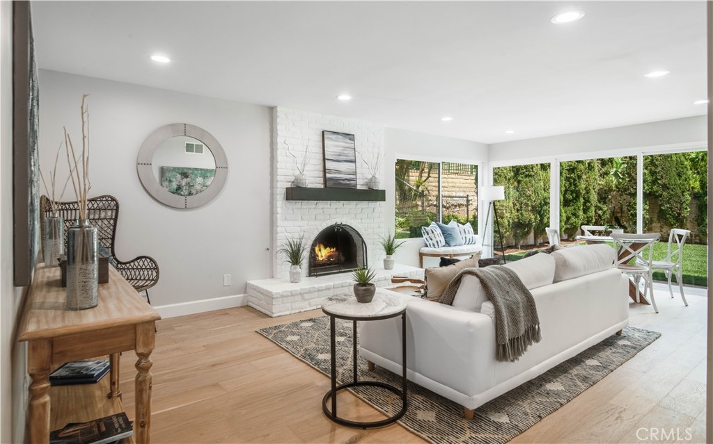 30240 Calle De Suenos