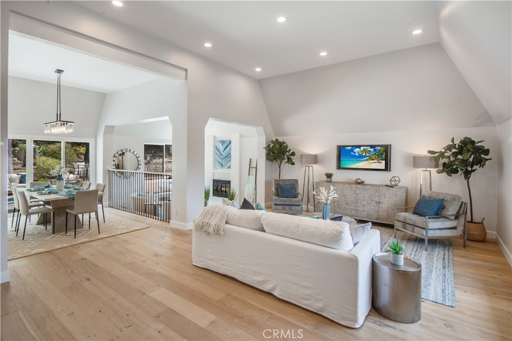 30240 Calle De Suenos