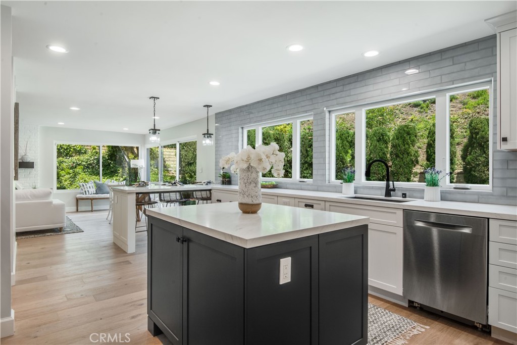 30240 Calle De Suenos