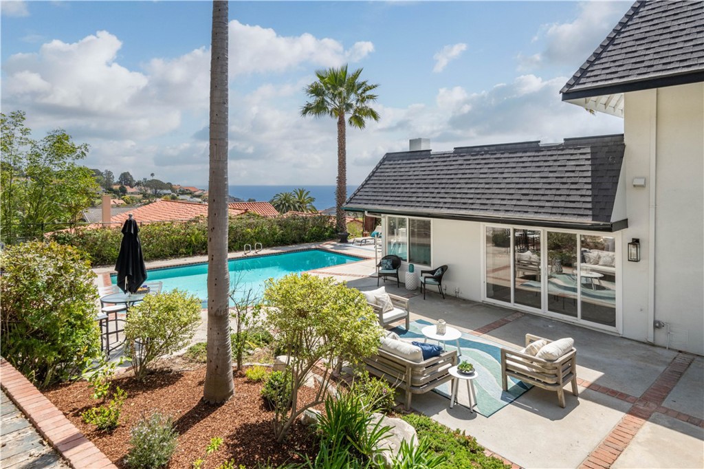 30240 Calle De Suenos