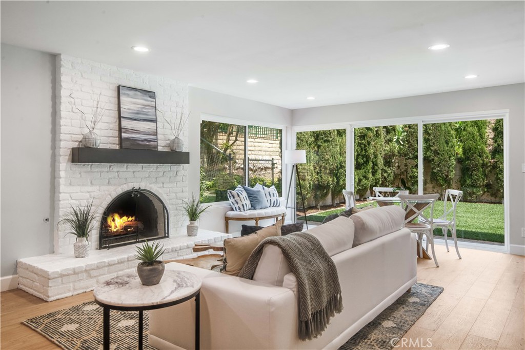 30240 Calle De Suenos