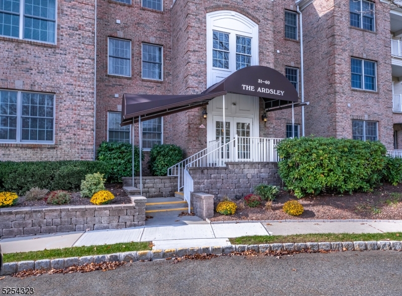 53 Ridgeview Ln Unit: 53