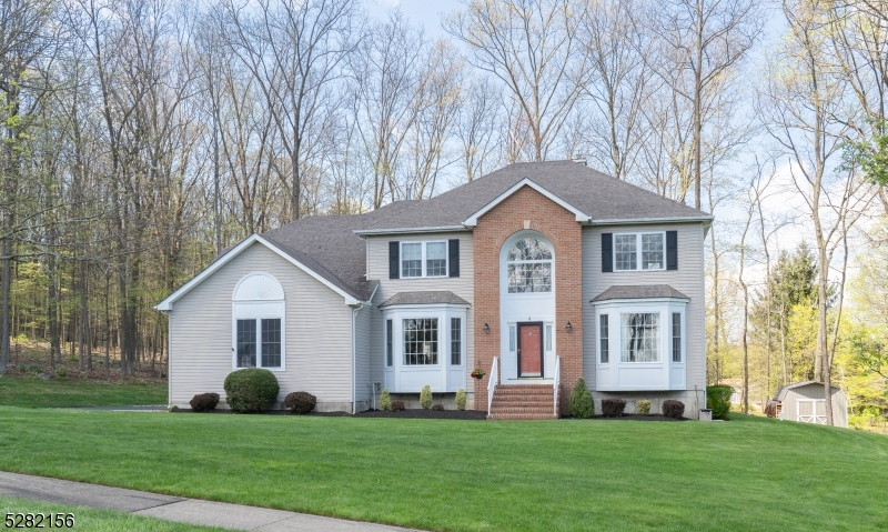 4 Cardinal Ln