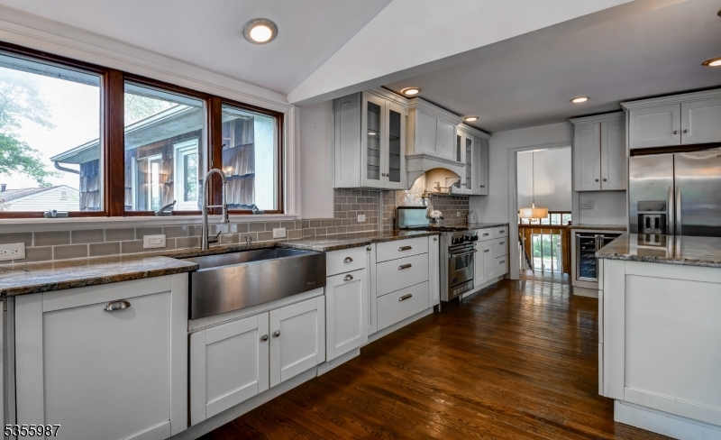 35 Kadel Dr