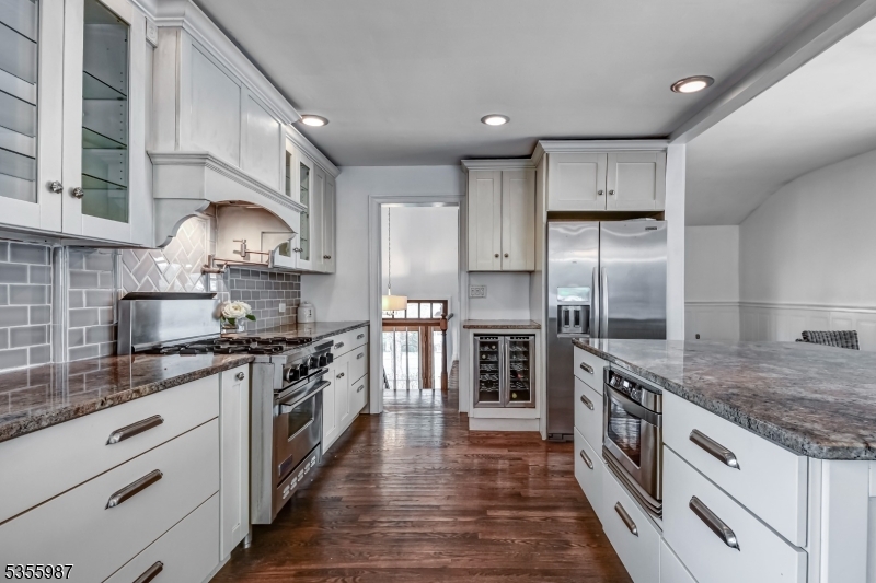 35 Kadel Dr