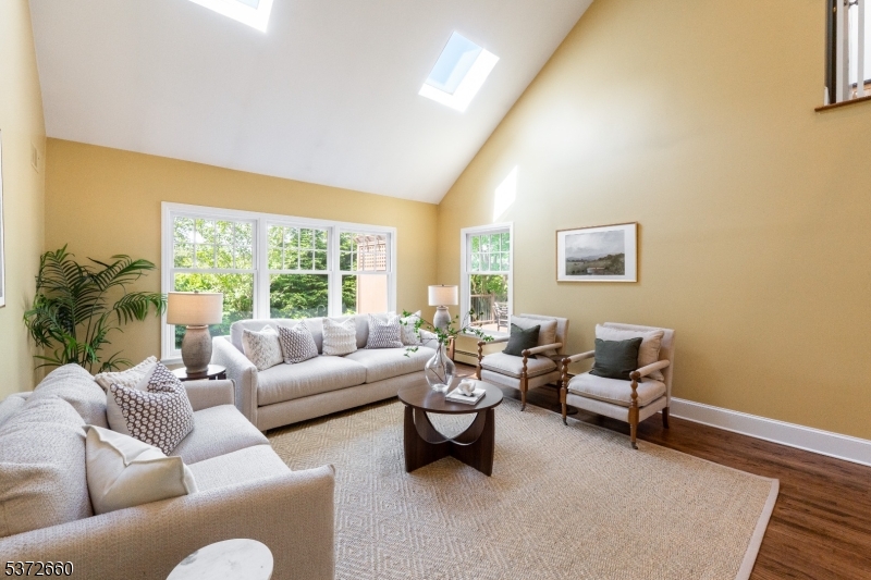 15 Shaker Mill Rd