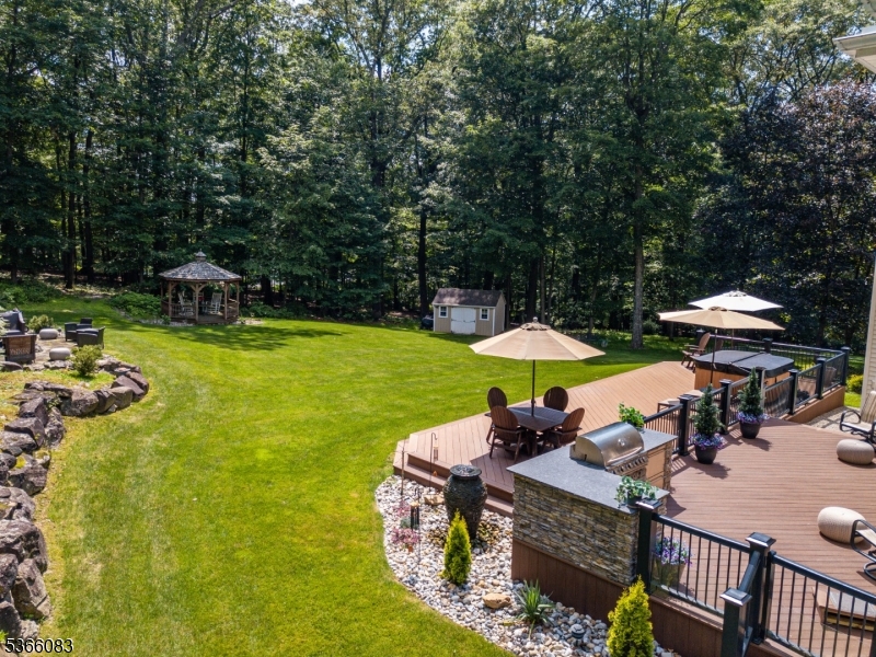 53 Barbara Dr