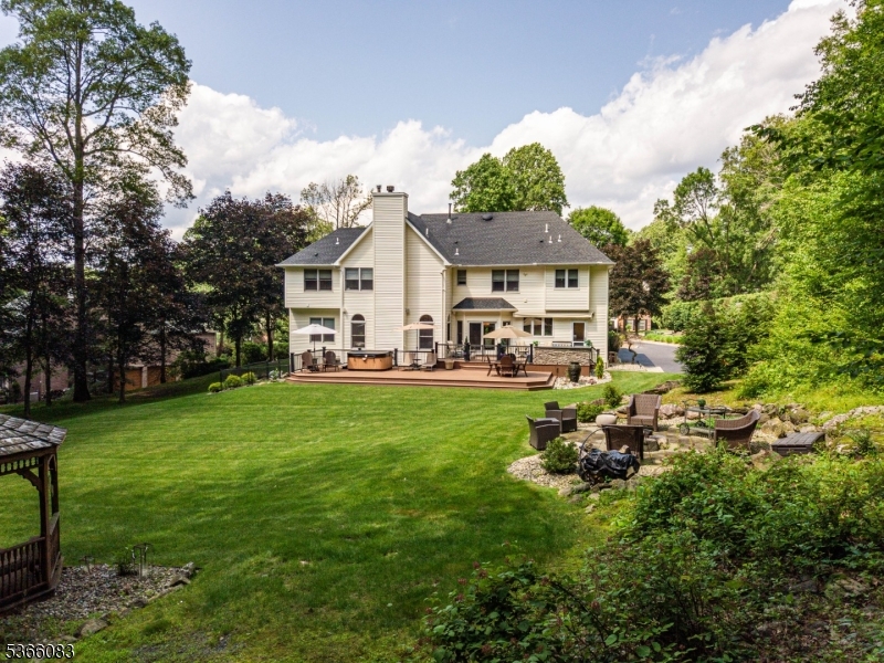 53 Barbara Dr