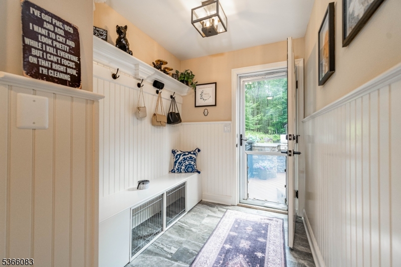 53 Barbara Dr