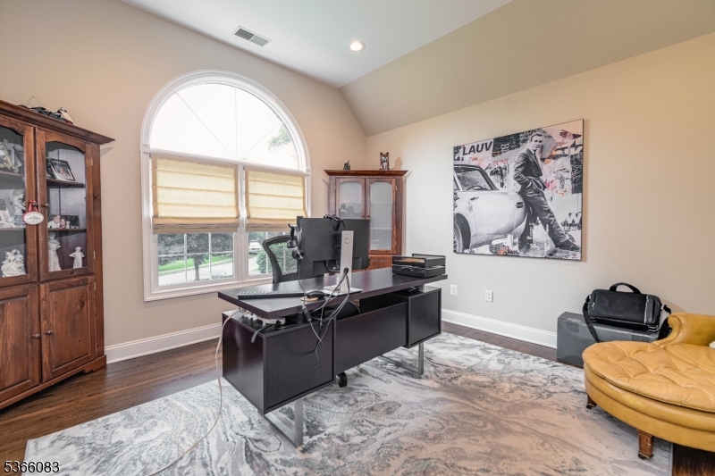53 Barbara Dr