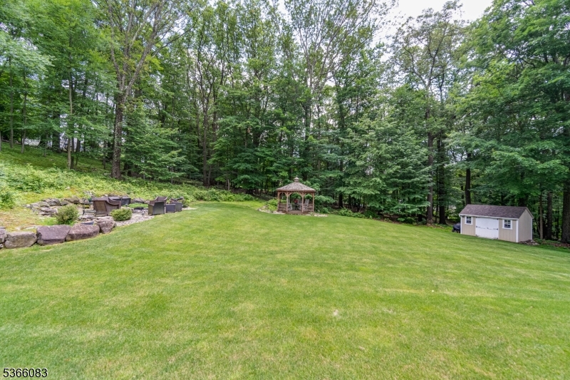 53 Barbara Dr