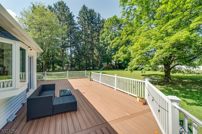13 Cherry Ln
