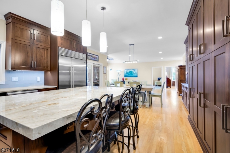 1 Applewood Ln