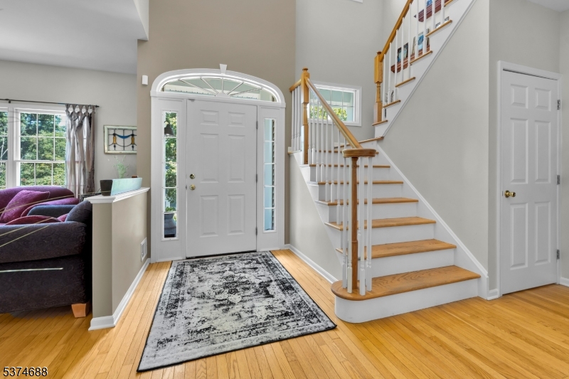 32 Castle Ct