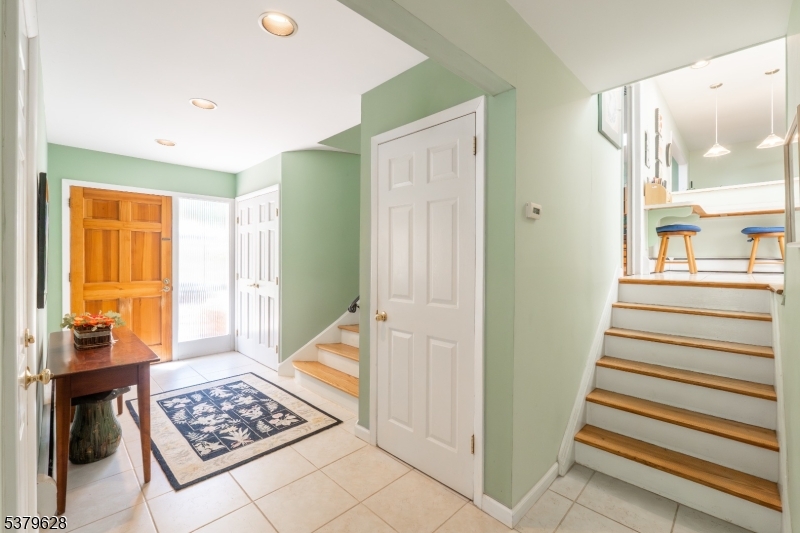 23 Dogwood Trl