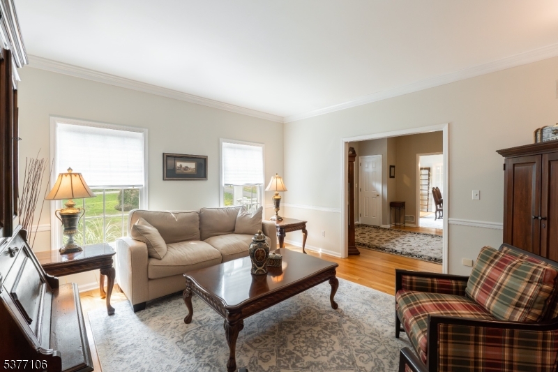 34 Wilkeshire Blvd