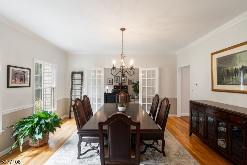 34 Wilkeshire Blvd