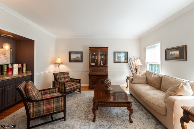 34 Wilkeshire Blvd