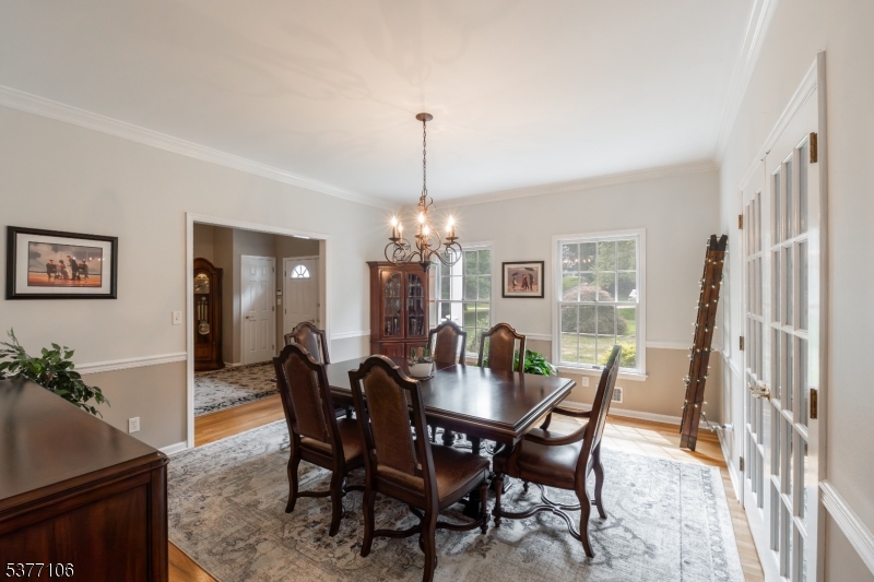 34 Wilkeshire Blvd