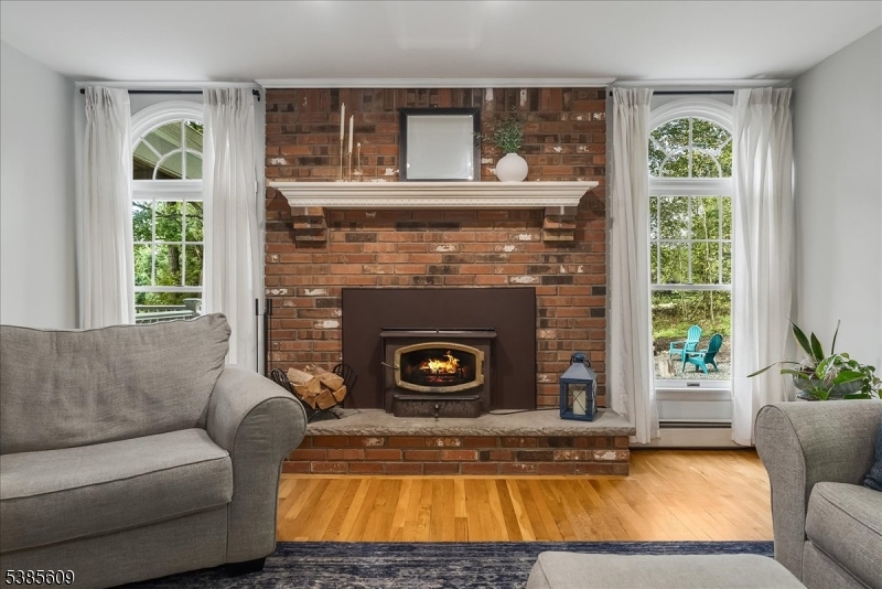 1 Brentwood Ct