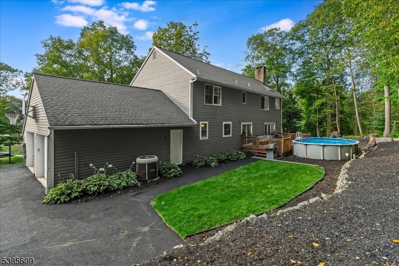 1 Brentwood Ct