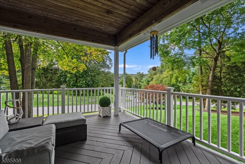 1 Brentwood Ct