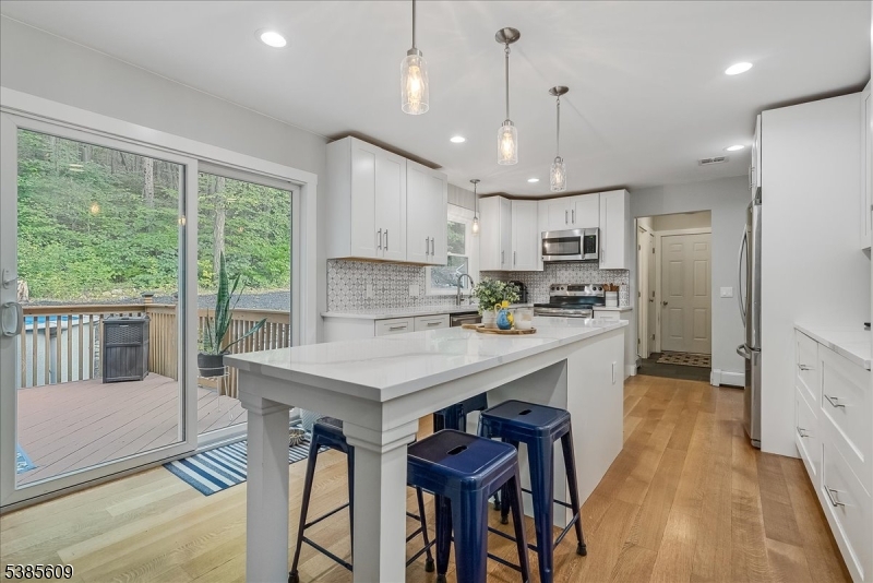 1 Brentwood Ct