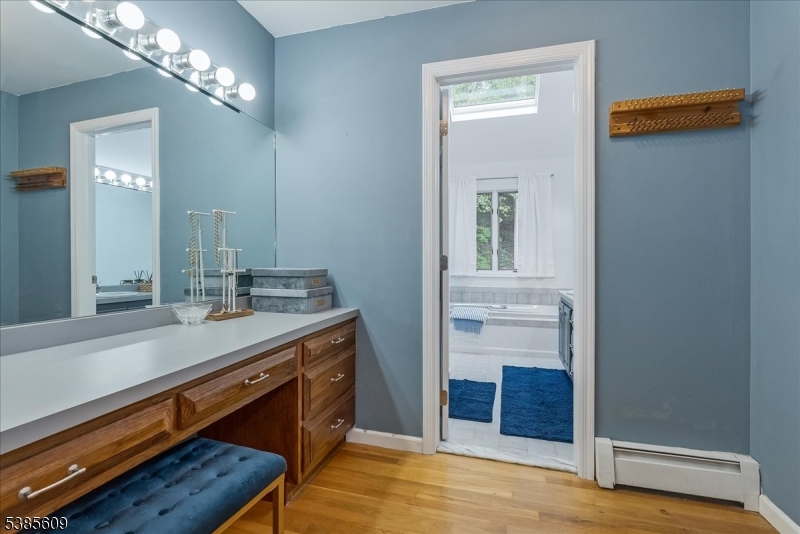1 Brentwood Ct