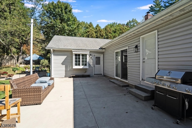 5659 Berkshire Valley Rd