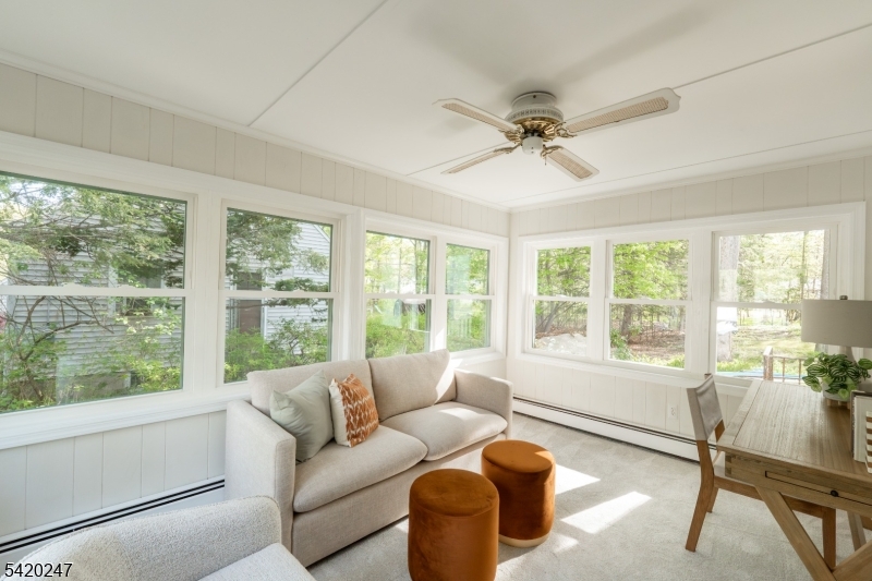 22 Harriet Dr