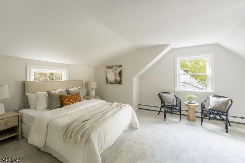 22 Harriet Dr