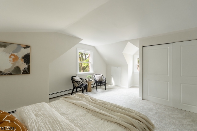 22 Harriet Dr