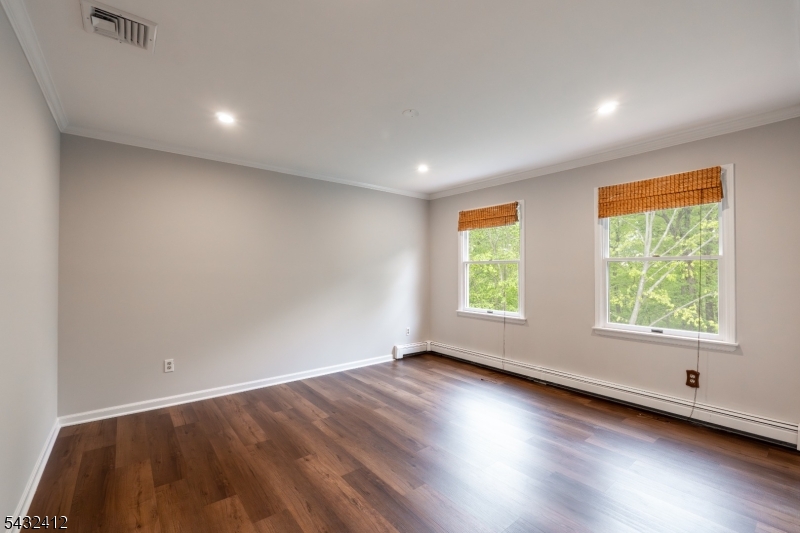 10 Golden Corner Way