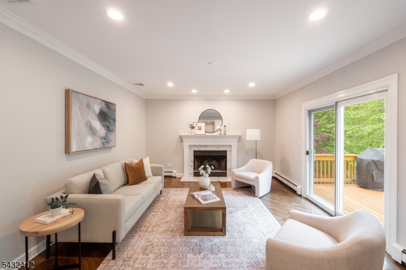 10 Golden Corner Way
