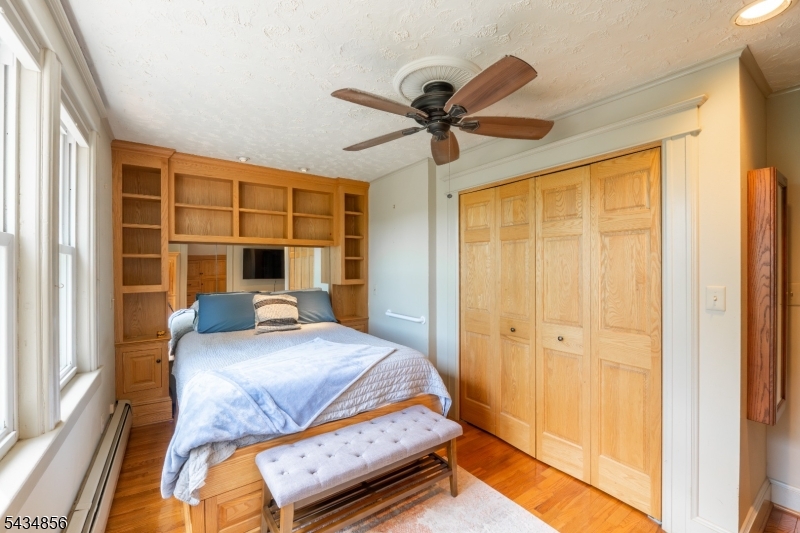 137 Reservoir Ave