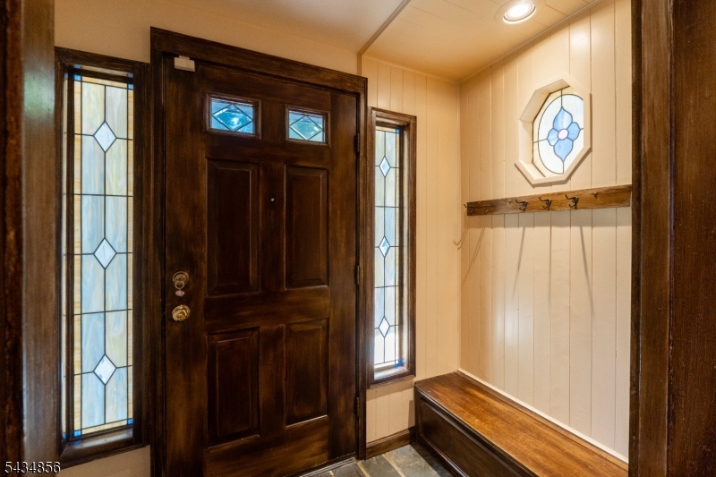 137 Reservoir Ave