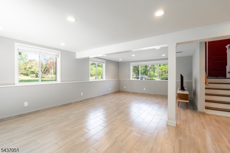 56 Pequannock Ave