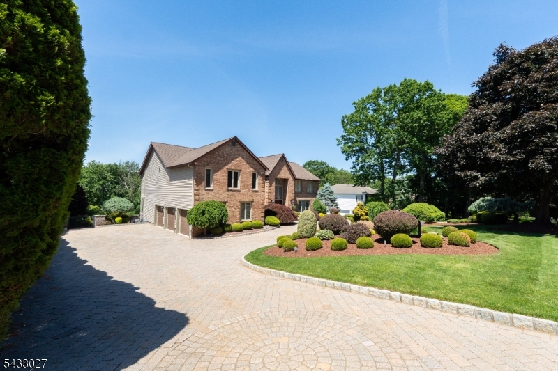10 Pinnacle Pt