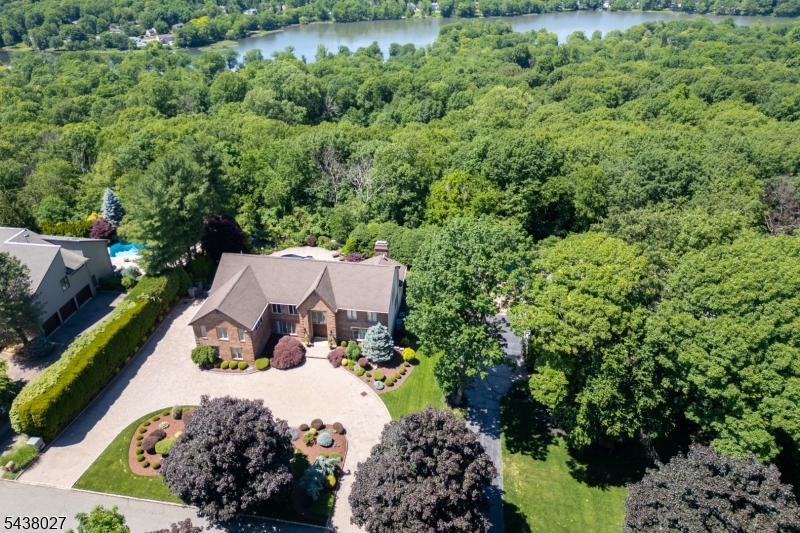 10 Pinnacle Pt