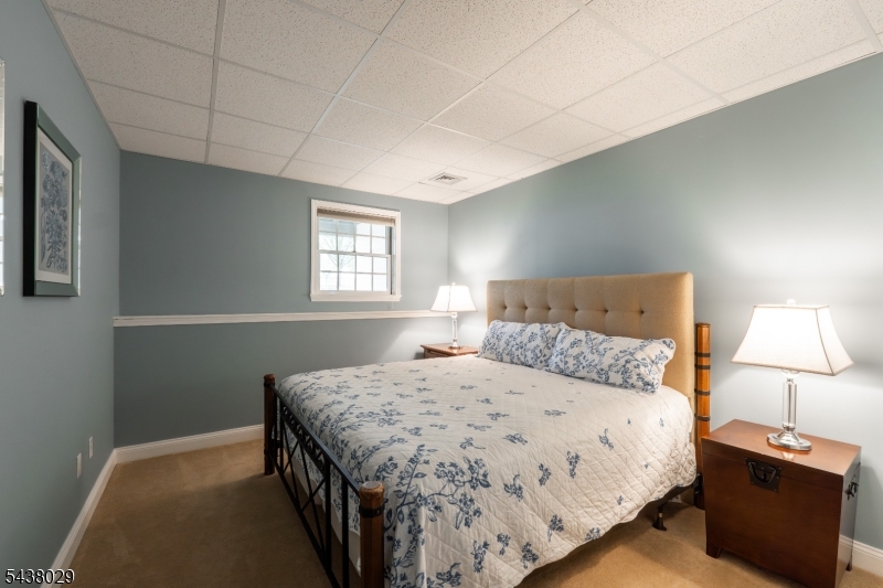 3 Troon Dr