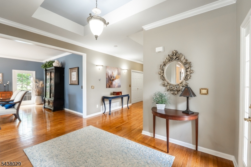 3 Troon Dr